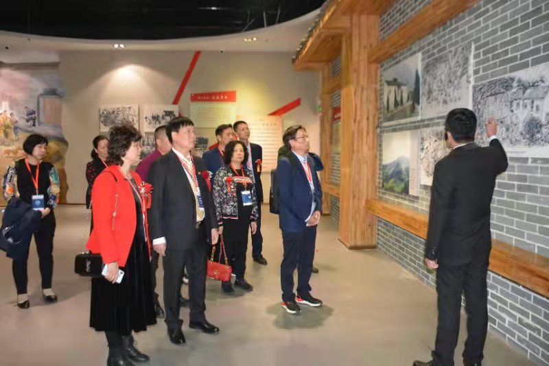 广西第一湾股份召开股东大会助推老区全域旅游发展(图11) 广西第一湾股份召开股东大会助推老区全域旅游发展(图11)