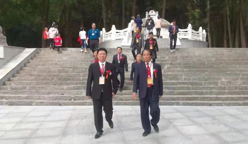 广西第一湾股份召开股东大会助推老区全域旅游发展(图13) 广西第一湾股份召开股东大会助推老区全域旅游发展(图13)