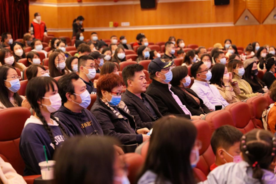 文学基因发酵活跃 剧本创作口碑爆棚(图2) 文学基因发酵活跃 剧本创作口碑爆棚(图2)