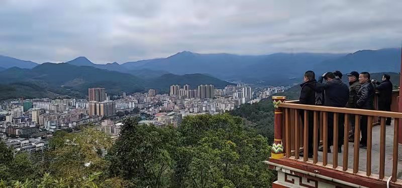 广西第一湾股东会主席麦钱江推动两广商机  助力粤桂旅游业发展(图2)