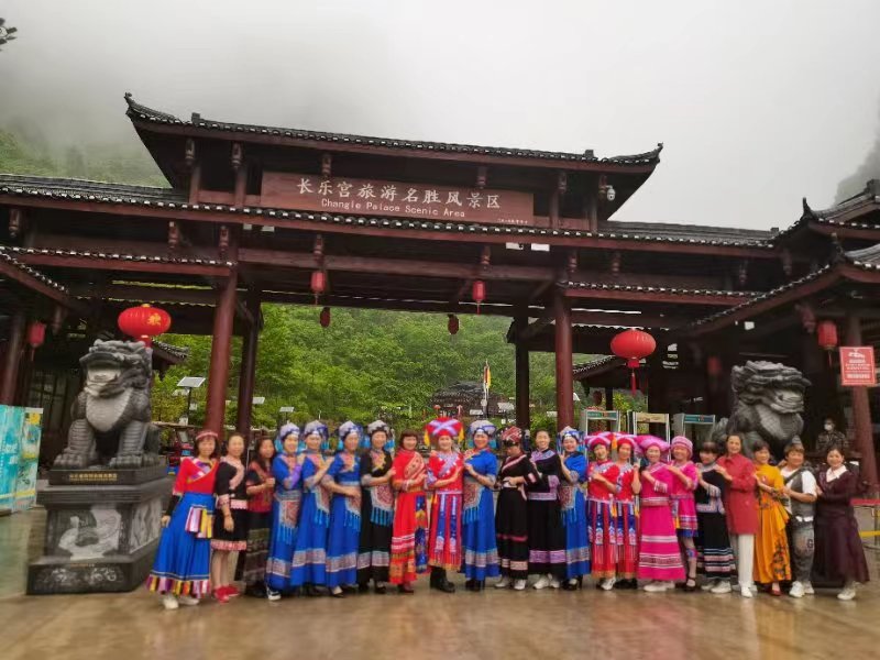 自带空调的避暑景区东兰长乐宫溶洞(图2) 自带空调的避暑景区东兰长乐宫溶洞(图2)