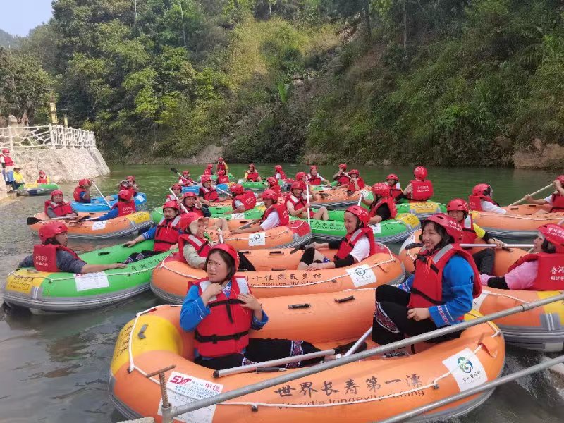 珠江三角洲企业家到广西东兰考察康养旅游投资项目(图8)