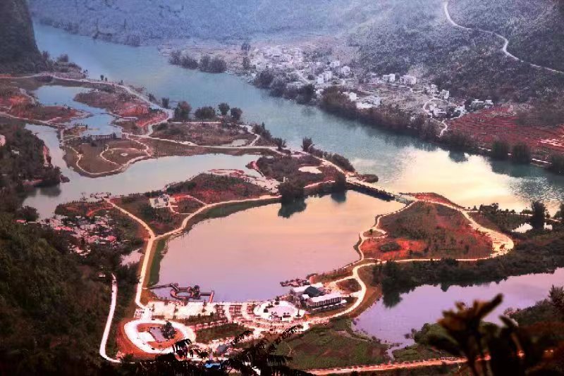 巴马国际旅游度假区首个氧吧山项目在广东举行投资签约(图7) 巴马国际旅游度假区首个氧吧山项目在广东举行投资签约(图7)