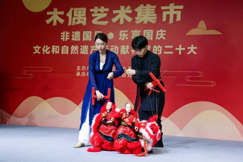 深圳市南山区沙河街道开展“非遗国风●乐享国庆”系列活动喜迎党的二十大(图3) 深圳市南山区沙河街道开展“非遗国风●乐享国庆”系列活动喜迎党的二十大(图3)