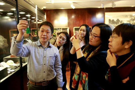 方卡东的艺术洞察与荣宝斋的翡翠时间(图4) 方卡东的艺术洞察与荣宝斋的翡翠时间(图4)