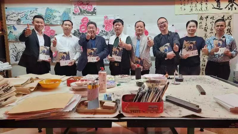 麦钱江诗歌雅集《第一湾之歌》新书在广州举行发布会(图3) 麦钱江诗歌雅集《第一湾之歌》新书在广州举行发布会(图3)