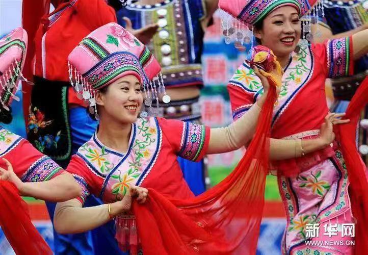 三月三全国都在羡慕巴马国际旅游区东兰长寿乡(图3) 三月三全国都在羡慕巴马国际旅游区东兰长寿乡(图3)