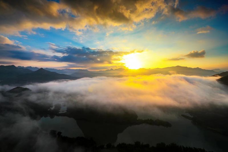 露营+看日出广西东兰红水河第一湾感受沉浸式观景体验(图6)