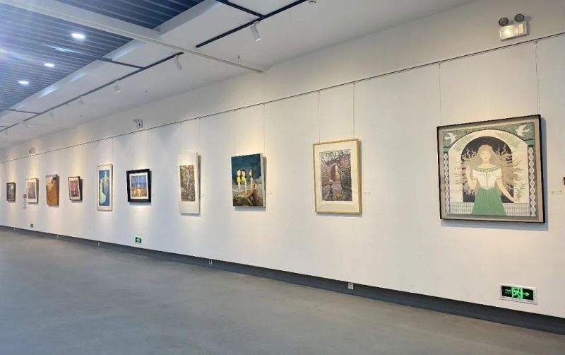 “美丽重生——中国暨深圳·宝安女画家优秀作品邀请展”在宝安图书馆开幕(图11)