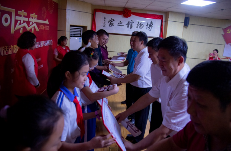 凝心聚力担使命 奋楫扬帆新征程—献给深圳市(宝安)劳务工博物馆开馆15周年(图4) 凝心聚力担使命 奋楫扬帆新征程——献给深圳市(宝安)劳务工博物馆开馆15周年(图4)