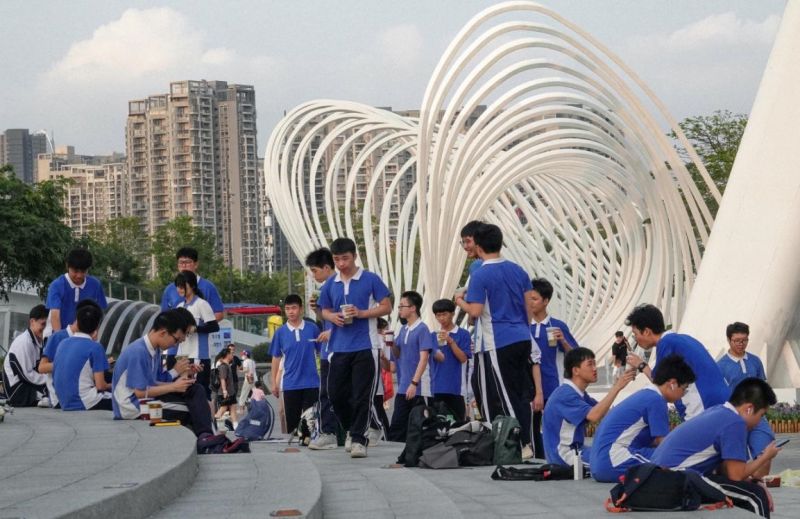 22位艺术名家出手 聚焦宝安时代风貌 ——“名家宝安行”56件精品集中亮相(图6) 22位艺术名家出手 聚焦宝安时代风貌 ——“名家宝安行”56件精品集中亮相(图6)