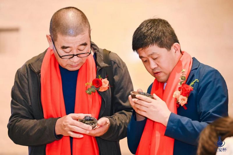 第四届全国金缮锔瓷手艺“宝安杯”大赛获奖作品揭晓(图9) 第四届全国金缮锔瓷手艺“宝安杯”大赛获奖作品揭晓(图9)