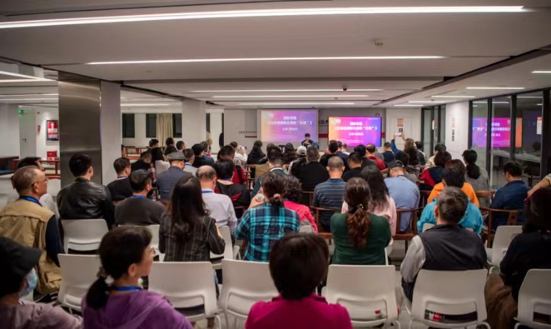 广东省第29届摄影展览开幕暨颁奖仪式宝安区美术馆隆重举行(图12) 广东省第29届摄影展览开幕暨颁奖仪式宝安区美术馆隆重举行(图12)