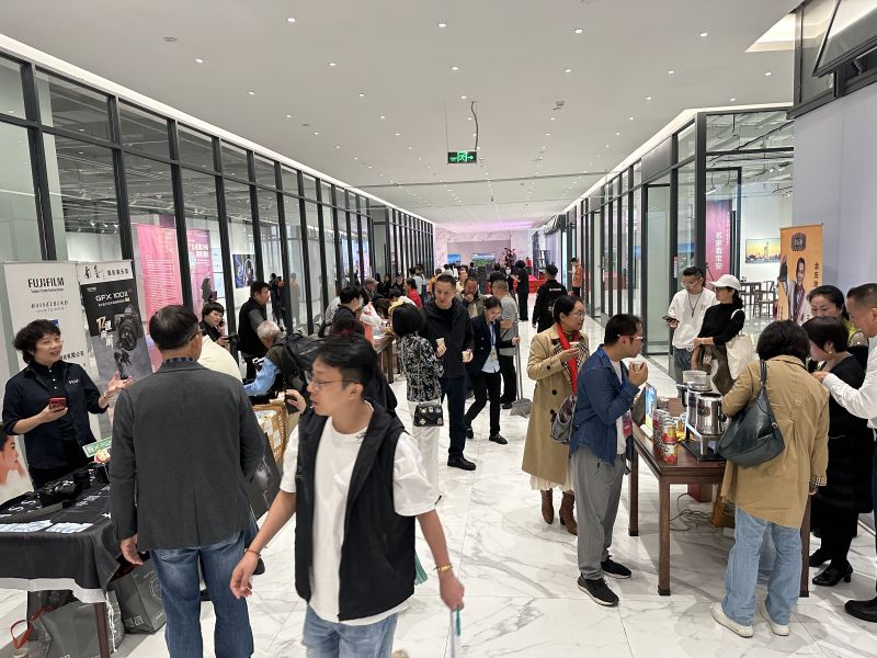 广东省第29届摄影展览开幕暨颁奖仪式宝安区美术馆隆重举行(图14) 广东省第29届摄影展览开幕暨颁奖仪式宝安区美术馆隆重举行(图14)