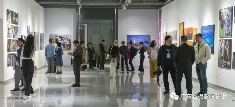 广东省第29届摄影展览开幕暨颁奖仪式宝安区美术馆隆重举行(图47) 广东省第29届摄影展览开幕暨颁奖仪式宝安区美术馆隆重举行(图47)