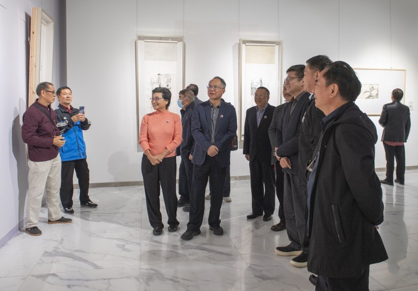 110件杨善深书画作品在宝安美术馆展出 各艺术创作阶段珍品首度集纳(图7) 110件杨善深书画作品在宝安美术馆展出 各艺术创作阶段珍品首度集纳(图7)