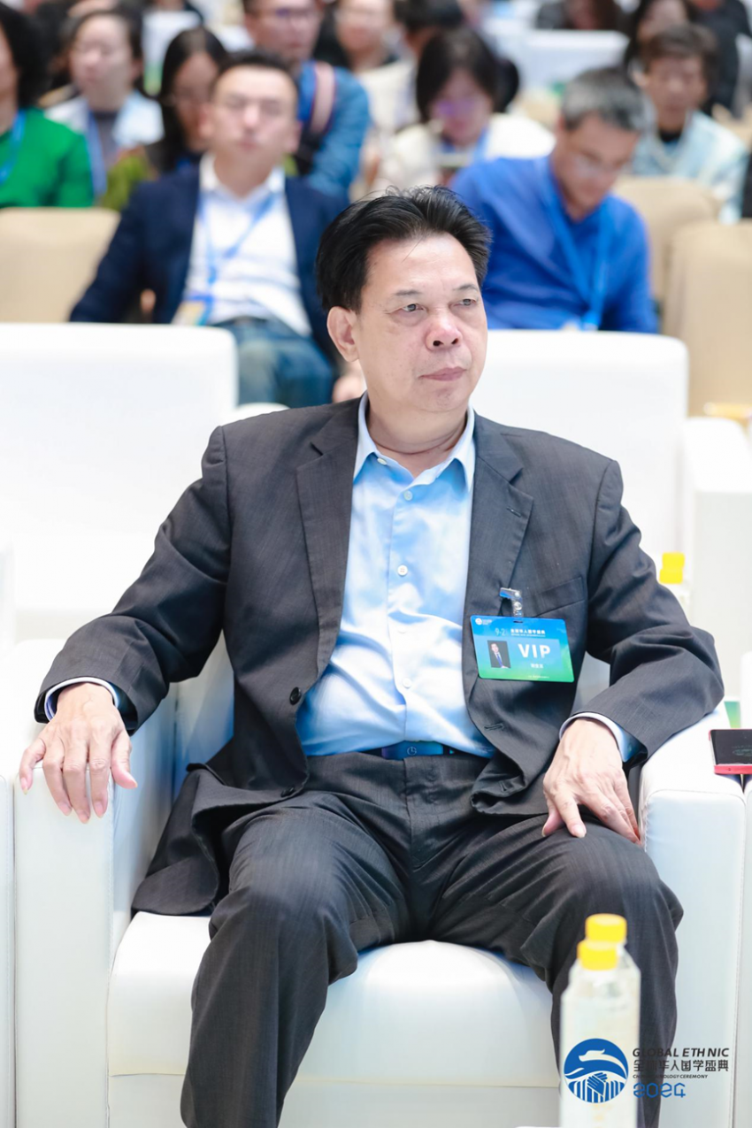 著名书法艺术家谢金龙受邀出席“9·28全球华人国学盛典”(图15) 著名书法艺术家谢金龙受邀出席“9·28全球华人国学盛典”(图15)