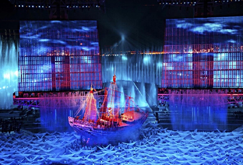 来看名家眼中的宝安!56幅艺术作品亮相石岩街道(图3) 来看名家眼中的宝安!56幅艺术作品亮相石岩街道(图3)