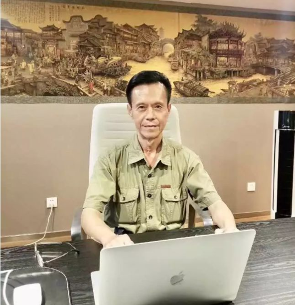 雷雨生长篇小说《非常”道〞》之序——  痴人说梦