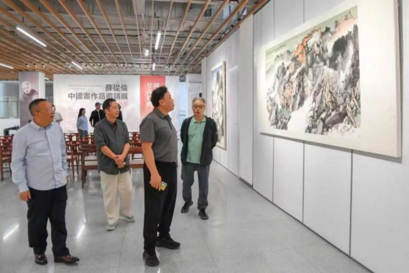 剑门蜀道绘丹青,文化交融绽湾区!薛从伦中国画邀请展在宝安美术馆开幕(图2) 剑门蜀道绘丹青,文化交融绽湾区!薛从伦中国画邀请展在宝安美术馆开幕(图2)