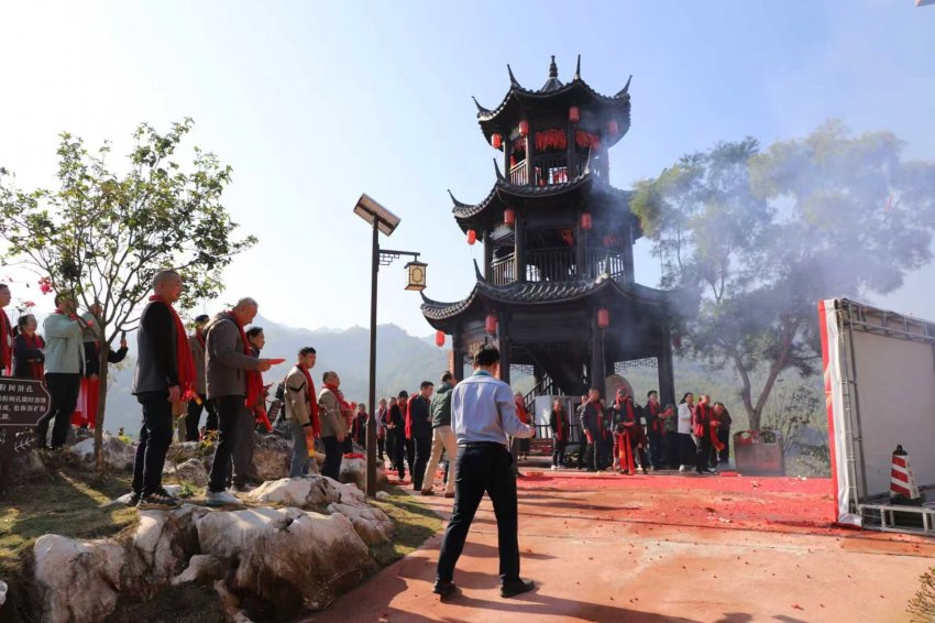 英洲红股份年终答谢会暨股东大会盛大开幕同心同行筑梦2026(图7)