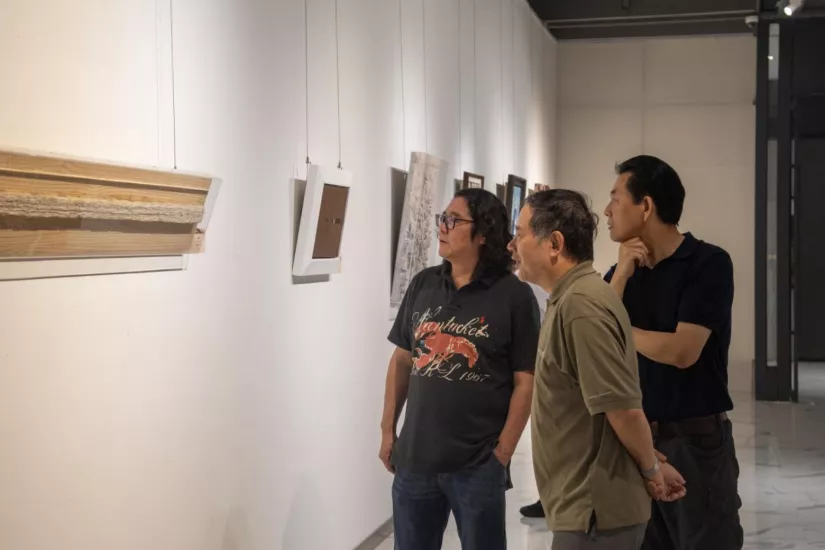 百件佳作叠叙岭南文脉·广东省综合材料绘画作品邀请展落地宝安(图2) 百件佳作叠叙岭南文脉·广东省综合材料绘画作品邀请展落地宝安(图2)