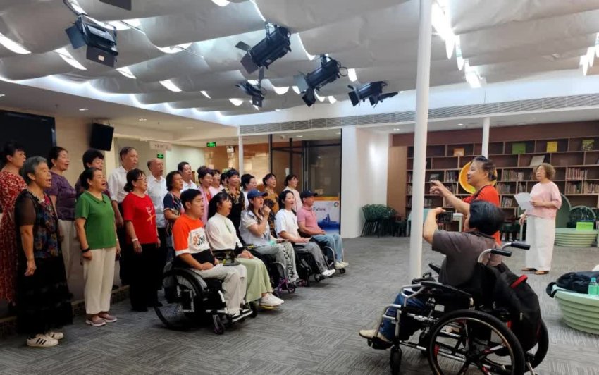 【以声逐光·同心放歌】深圳逐光残疾人合唱项目预演排练活动在福田文化馆举行(图6)