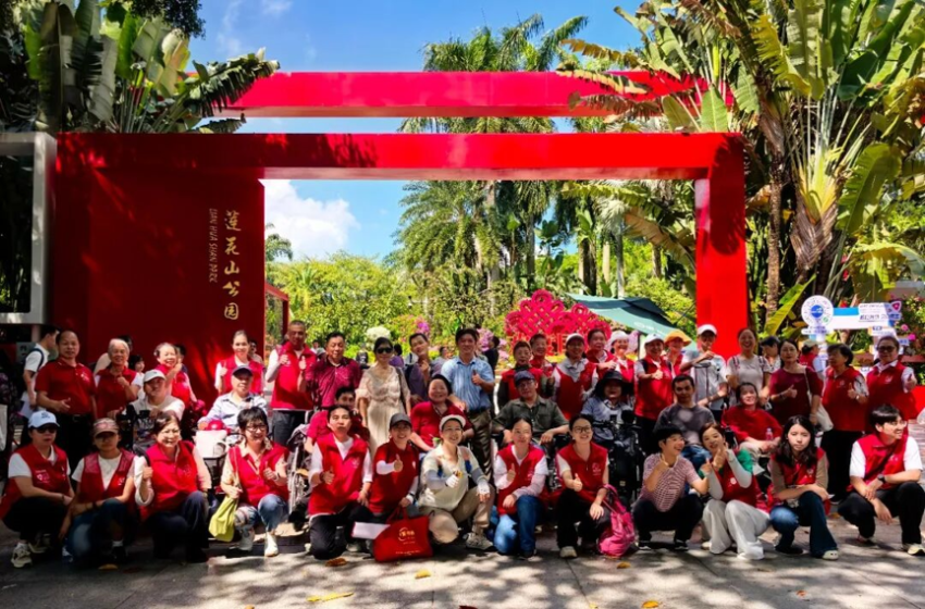 重阳踏秋吟雅韵 书香致远颂鹏城——“芬芳诗社”中华诗词精读沙龙项目重阳节采风圆满举行(图12)