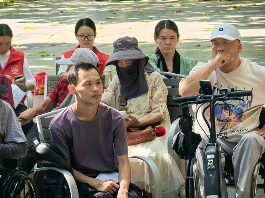 重阳踏秋吟雅韵 书香致远颂鹏城——“芬芳诗社”中华诗词精读沙龙项目重阳节采风圆满举行(图18)