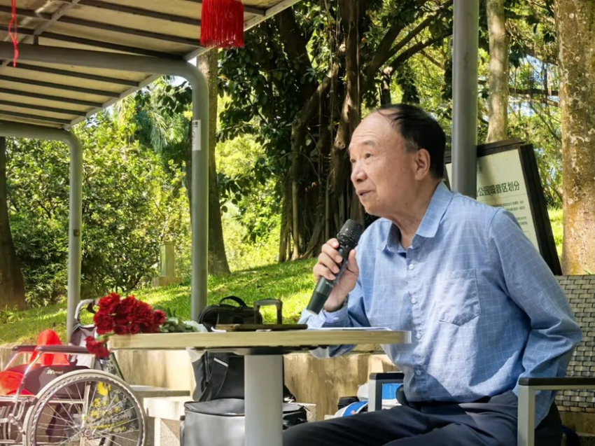 重阳踏秋吟雅韵 书香致远颂鹏城——“芬芳诗社”中华诗词精读沙龙项目重阳节采风圆满举行(图17)