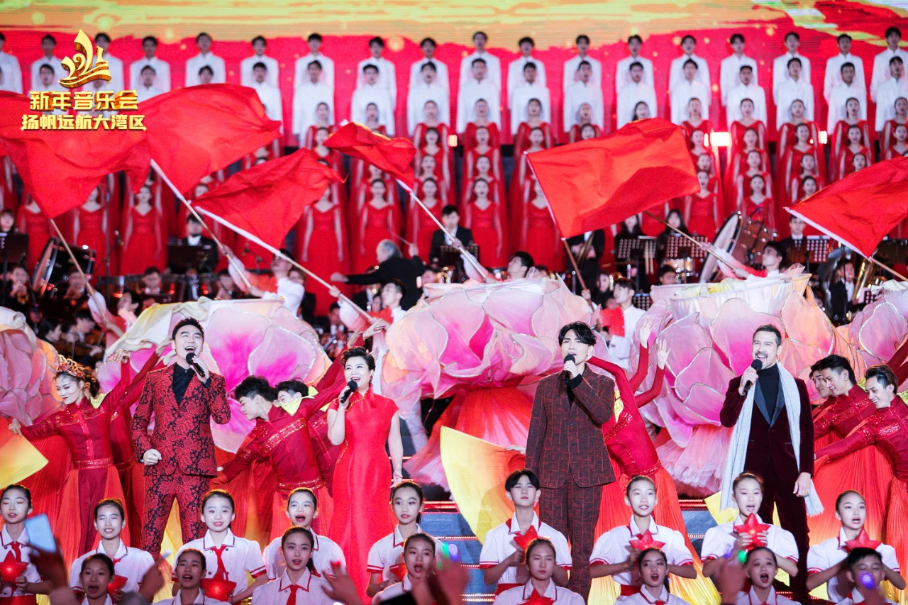 东莞小玉兰舞蹈学子登上中央电视台2021新年晚会(图3) 东莞小玉兰舞蹈学子登上中央电视台2021新年晚会(图3)