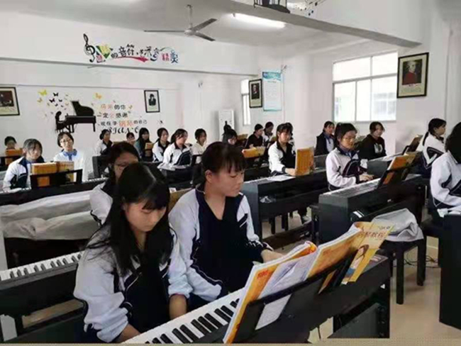 深圳华夏技校深耕职业教育 独树一帜擦亮技校品牌(图9) 深圳华夏技校深耕职业教育 独树一帜擦亮技校品牌(图9)