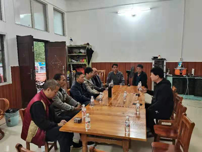 东兰县人大常委会主任覃晗胜到香河漂流景区检查指导工作(图6)