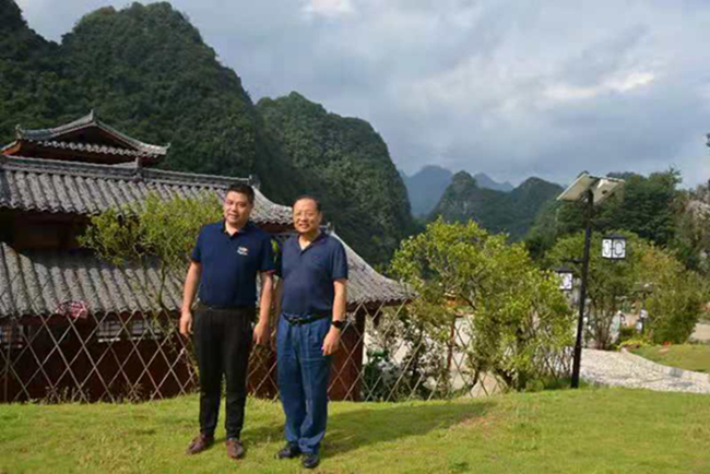 广西自治区国资委原党委副书记韦刚强到广西第一湾公司调研指导工作(图6) 广西自治区国资委原党委副书记韦刚强到广西第一湾公司调研指导工作(图6)