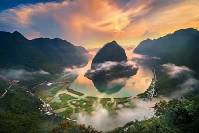 广西自治区国资委原党委副书记韦刚强到广西第一湾公司调研指导工作(图9) 广西自治区国资委原党委副书记韦刚强到广西第一湾公司调研指导工作(图9)