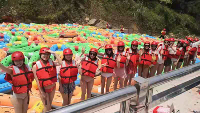 广西自治区国资委原党委副书记韦刚强到广西第一湾公司调研指导工作(图12) 广西自治区国资委原党委副书记韦刚强到广西第一湾公司调研指导工作(图12)