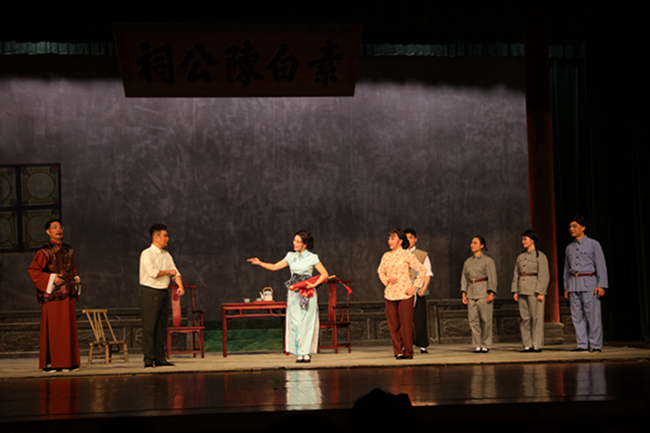 宝安原创现代粤剧《四块银元》上演(图2) 宝安原创现代粤剧《四块银元》上演(图2)