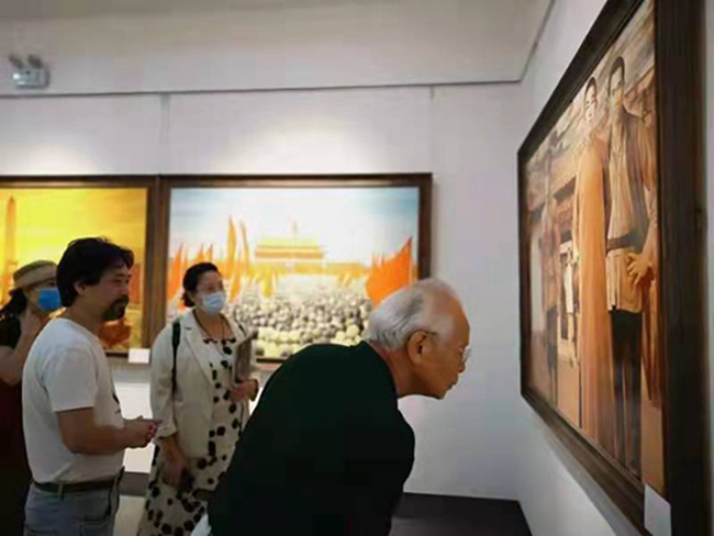 “宝安红色印记”主题美术作品展开幕(图3) “宝安红色印记”主题美术作品展开幕(图3)