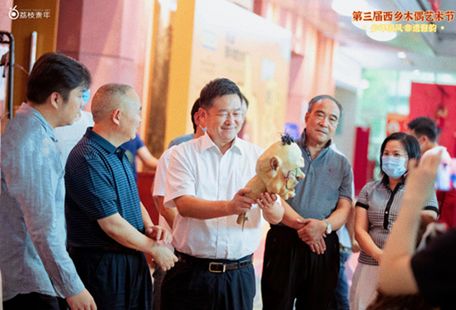 西乡木偶艺术节│专家把脉,引入“顶流”为传统木偶艺术赋能(图2) 西乡木偶艺术节│专家把脉,引入“顶流”为传统木偶艺术赋能(图2)